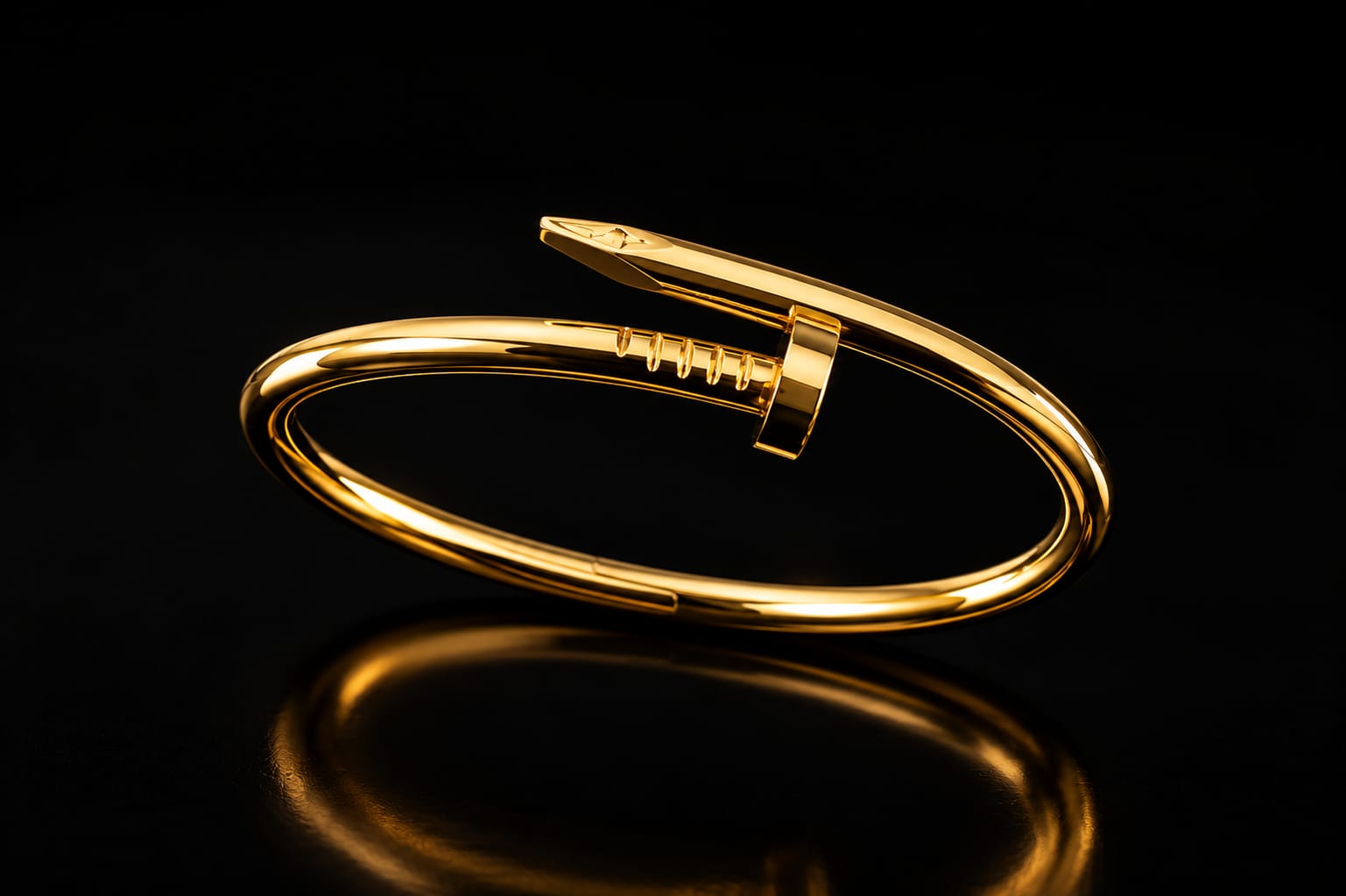 Cartier Golden Juste Un Clou Nail Bracelet
